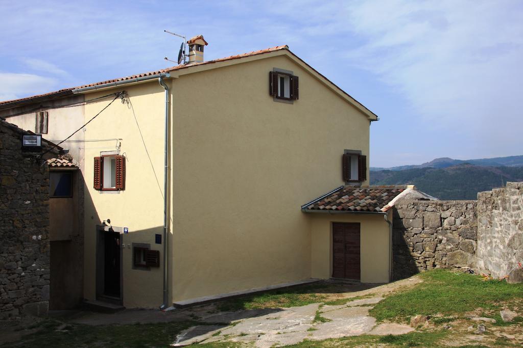 Apartment Bastion Buzet Bagian luar foto
